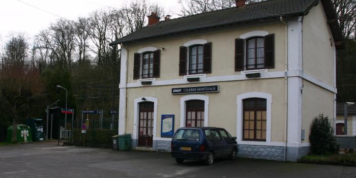 Gare de Le Coudray-Montceaux